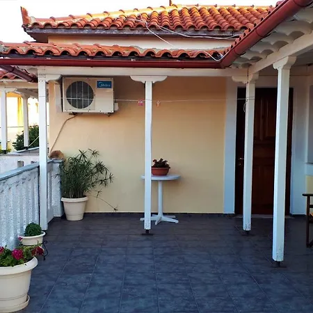 Ikos And Apartament